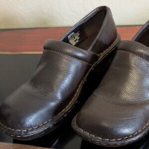 Sonoma Womens Size 8 Brown Leather Shoes Loafers